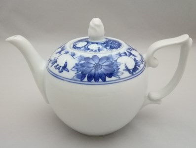 【伊万里焼】菊唐草ティーポット 035-H482