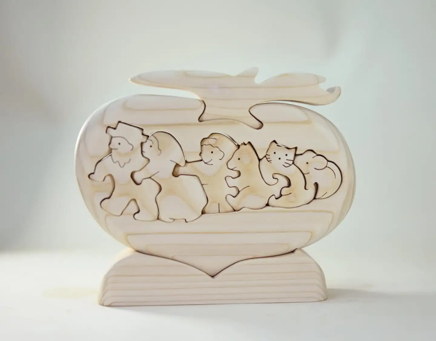 おおきなカブ　ヒノキ材 童話 プレゼント 木製パズル 知育玩具 かわいい 卓上 高級 手作り てづくり 木のおもちゃ 人気 木育 玩具 雑貨 積み木 積木 つみき 動物つみき バランス ごっこ遊び おもちゃ 木製玩具 男の子 女の子 子供 子ども 国産 出産祝い お祝い 贈り物 日本製 無塗装 ナチュラル 職人 手作り ギフト プレゼント 