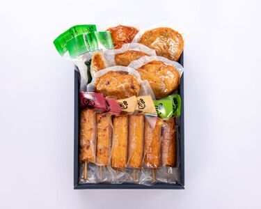 1318　まる天　藍　　たこ棒 チーズ棒 エビマヨ 海老マヨ棒 たこ天 いか天 海老ねぎ天 ぴり辛いか天 焼きかまぼこ 個包装 真空パック 総菜 伊勢志摩 おかず 練り物