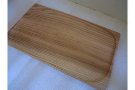 おび杉 お盆 26cm×45cm おぼん 飫肥杉 スギ 木製品 工芸品 谷材木店 軽い 丈夫 無公害 水ぶきOK シンプル トレー 天然素材 キッチン用品 雑貨 日用品 国産 日本製 インテリア 台所用品 ギフト プレゼント おすすめ お取り寄せ 宮崎県 日南市 送料無料_G8-192