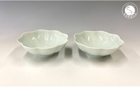 中仙窯 有田焼 青白磁輪花鉢ペア（中尾純作） A45-148