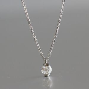 プラチナ900【ラボグロウンダイヤモンドネックレス】0.2ct 個性的な挟みこみデザイン 長さ40cm LAB-PT900-009 ネックレス