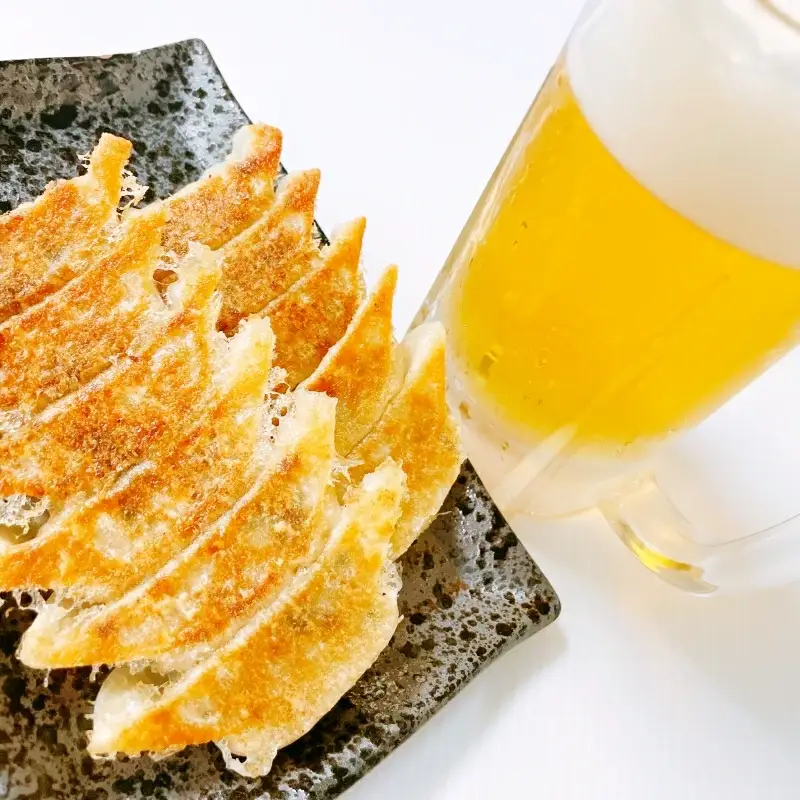 大西の餃子パーティーセット(にんにく餃子・梅餃子)　25個入り×各2パック　計100個 / 和歌山県 田辺市 ぎょうざ ギョウザ ギョーザ にんにく不使用 手作り 紀州うめぶた 紀州南高梅 南高梅 宝梅使用 無添加 冷凍【gyz009-2】