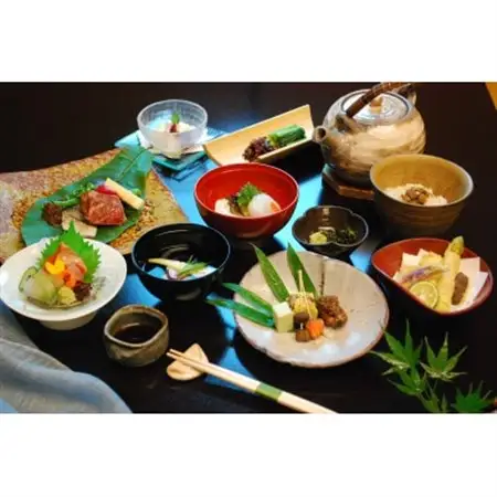 藍染と懐石料理の宿　たてしな藍　ペア昼食券_旅行券・チケット 食事券  _【1417785】