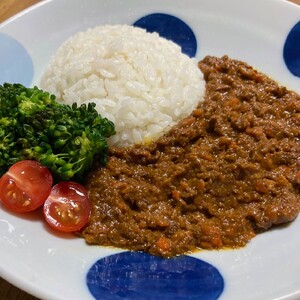 1347 肉屋のキーマカレー（160g×3箱）　カレー　一志SPポーク　まるとも　常温