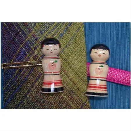 「こけス」ネクタイピン＆帯留め(赤りんご)_装飾品・工芸品     装飾品・工芸品  服飾小物 _【1238403】