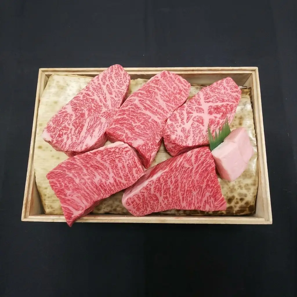 ステーキ うねめ牛 もも ステーキ 700g 肉