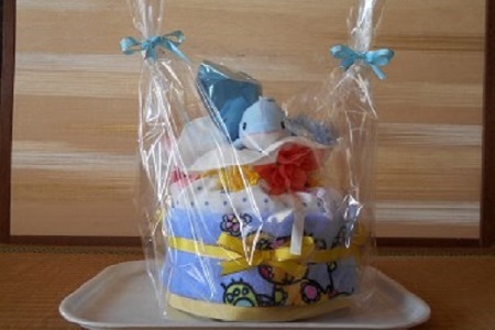 オムツケーキ　Sサイズ【直径：約20cm~35cm、高さ：約35cm】（015_5001）