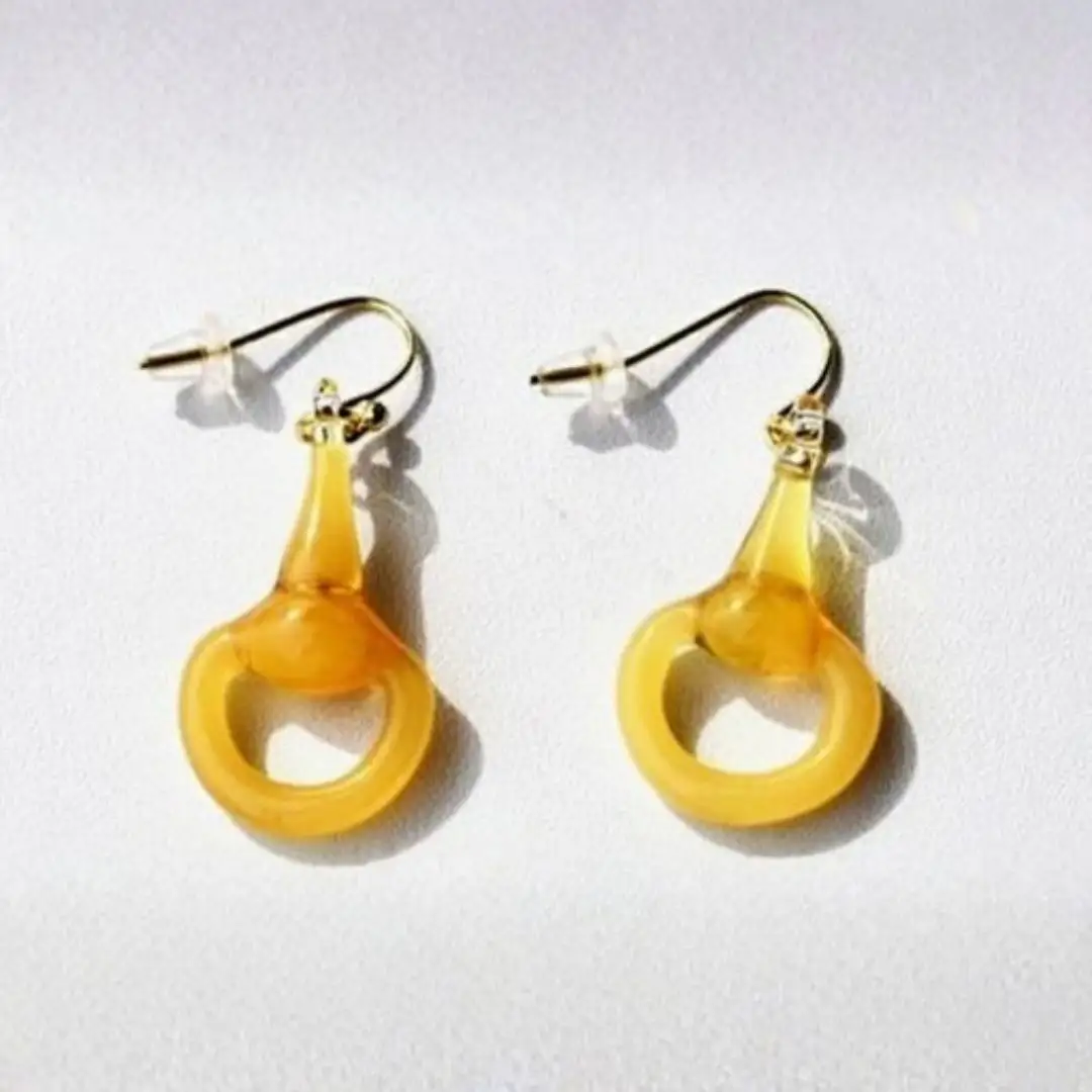 ハーフビットピアス YELLOW(イヤリングに変更可) | ピアス アクセサリー