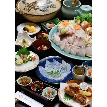 本場で味わう贅沢なひととき「紀州日高のクエ」の宿　クエフルコース付ペア宿泊券【1441621】