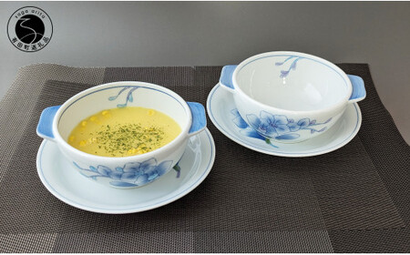 有田焼 胡蝶蘭スープ碗・受け皿 （青 / ピンク） 【東洋セラミックス】食器 器 うつわ 皿 スープ皿 スープ碗 グラタン皿 カップ＆ソーサー セット ペア 上品 | 30000円以内 3万円以内 | au029
