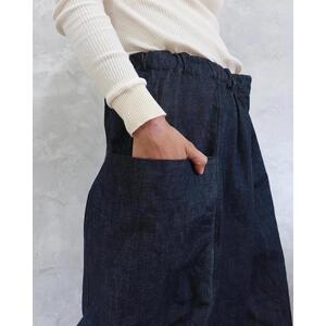 センタータックデニムパンツ