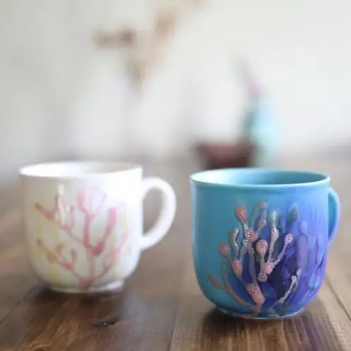 【datta.沖縄南の島陶芸工房】珊瑚カップ 瑠璃紺x純白（ペアセット）
