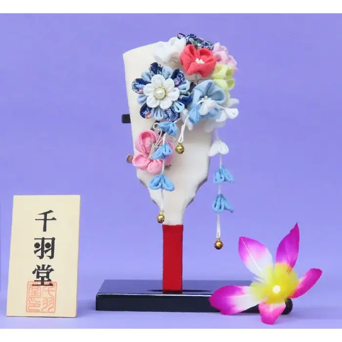 髪飾りになる羽子板（花と蝶々）《千羽堂》［Yo－5］ No.273