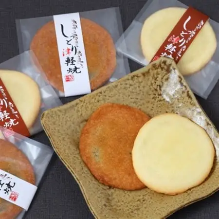 【黒石こみせ通り】しっとり津軽焼12枚入_菓子・スイーツ 焼き菓子  _【1499097】