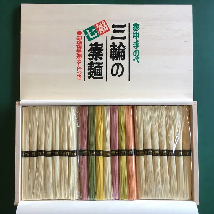 AE-64.【つるッと愛でたい】三輪の七福素麺　木箱入り　1kg（21束）