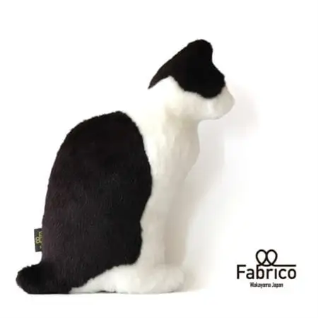 上質なもふもふ【Fabrico】ハチワレ猫のクッション_雑貨・日用品 おもちゃ・ぬいぐるみ  _【1513785】