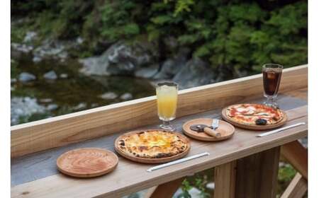 ペアランチ券【リナシェンテ〜おもごの小さなピザ屋さん〜】本格石窯ピッツァ＆ドリンク付きランチ｜カップル 家族 夫婦 記念日 お祝い 外食 ご褒美 愛媛 久万高原町 面河
