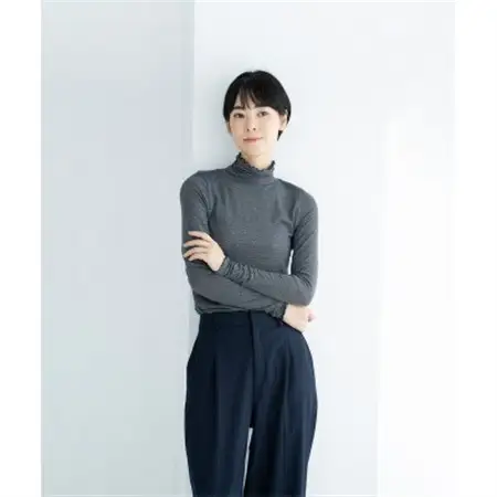 【洗える/柔らかマシュマロ素材/草木染め】ボーダータートルネック　ログウッド(薄ブルー)【1555843】