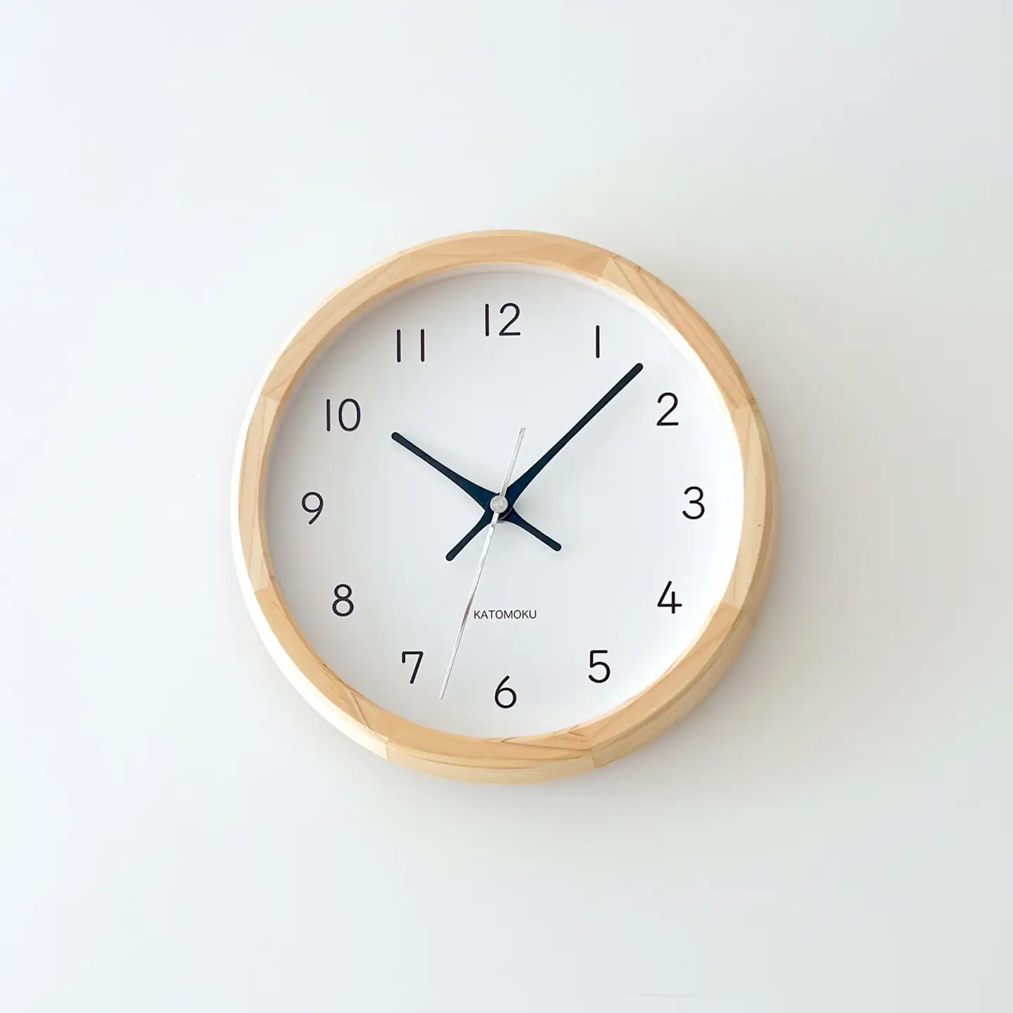 KATOMOKU muku clock 木製掛け時計（ヒノキ）km-130HI