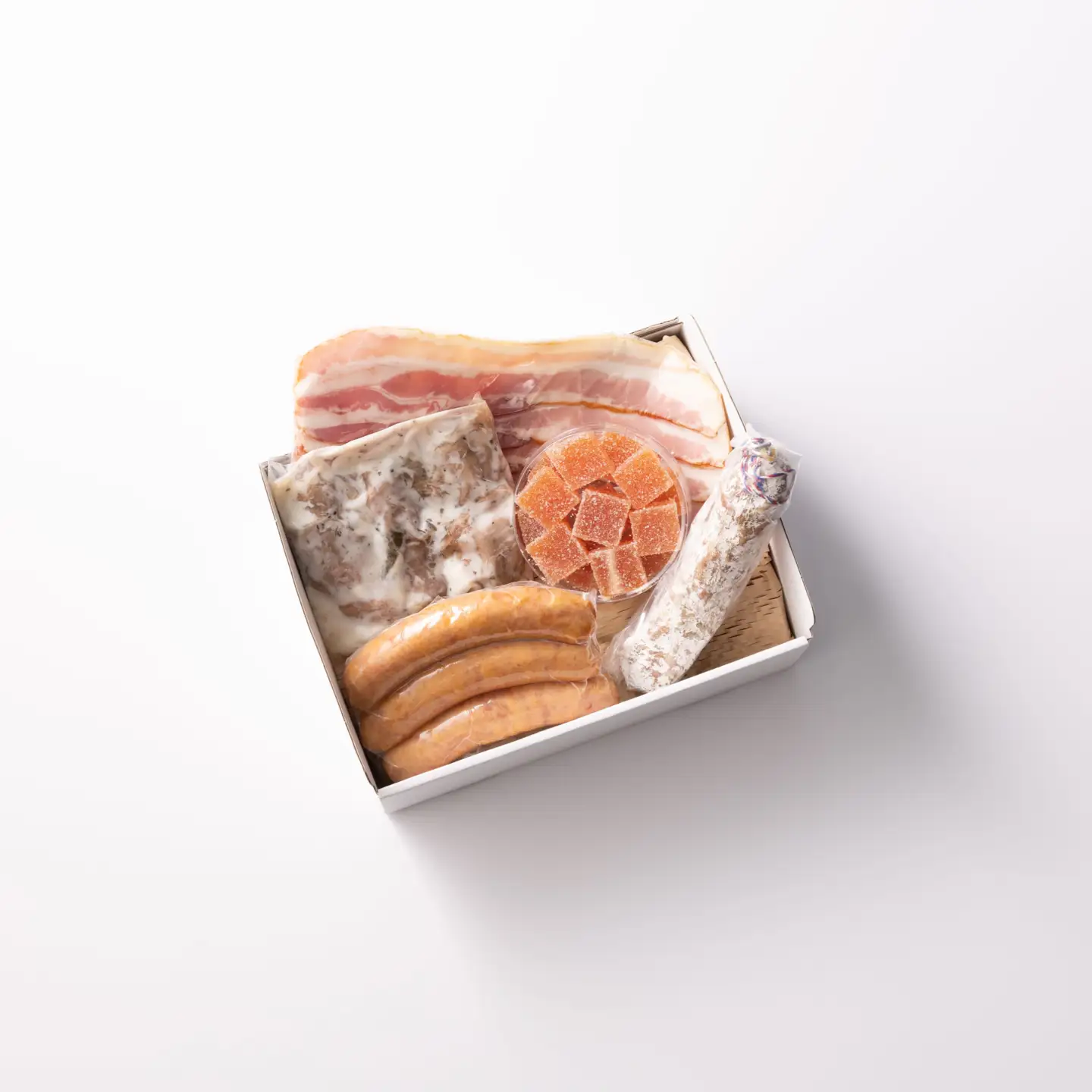 【おいしい食卓セット】白カビドライソーセージ＆シャルキュトリー＆スイーツ 計5品セット 潮トマト おつまみ 盛り合わせ お取り寄せ ギフト デザート 北海道 せたな町 ふるさと納税
