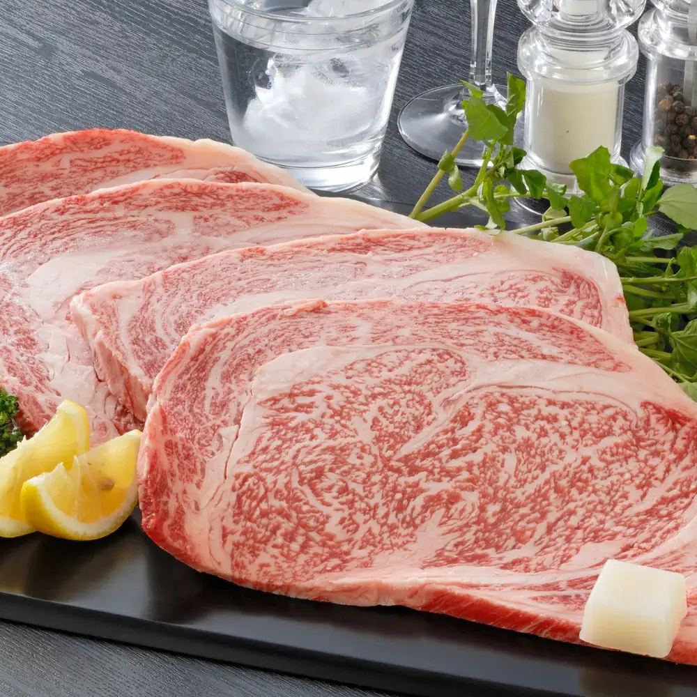 熊野牛ロースステーキ 160g×4枚 / ステーキ 牛肉 お肉 ロース 田辺市 熊野 熊野牛ステーキ 牛肉 ブランド牛 ロースステーキ 【oon012】
