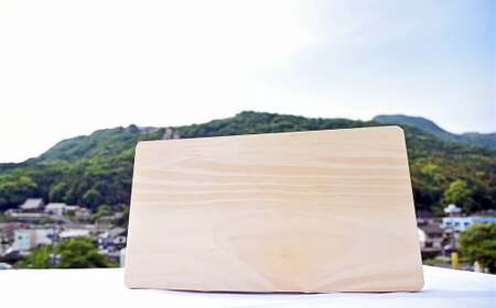 いちょうの木のまな板（小） 1枚 縦約21cm 横約36cm 厚さ2cm 重さ約0.9㎏ ／ まな板 キッチン用品 キッチン雑貨 調理器具 台所用品 木製 料理 調理 雑貨 日用品