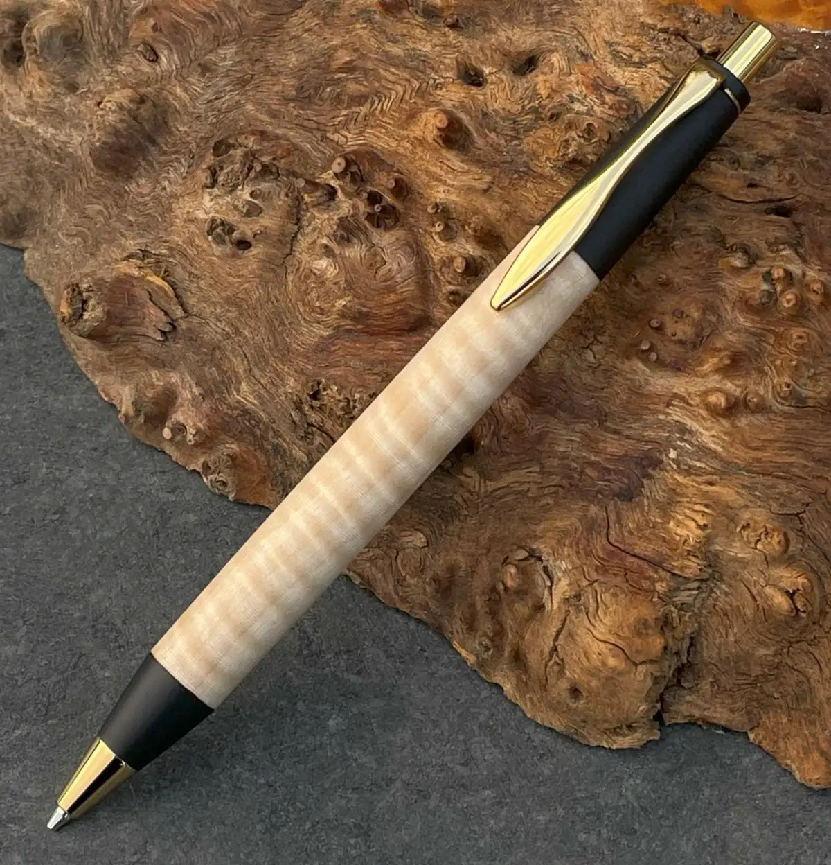 栃縮杢 / 2つの内部機構を持つ新感覚の木軸ペン / SINPEN【MP&BP】ゴールド金具 / MUKU屋