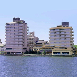 和倉温泉「ホテル海望」海側客室で過ごす１泊２食付きペア宿泊券＆能登を満喫する5大特典付き！