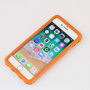 iPhoneケース　本革　ハンドメイド　SE（第二世代）