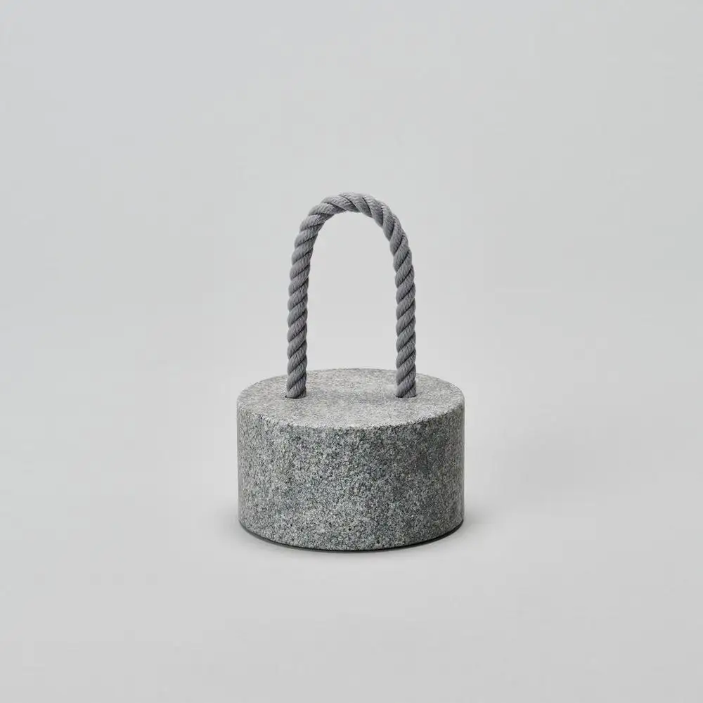 FUJ #1 Grey｜庵治石ドアストッパー