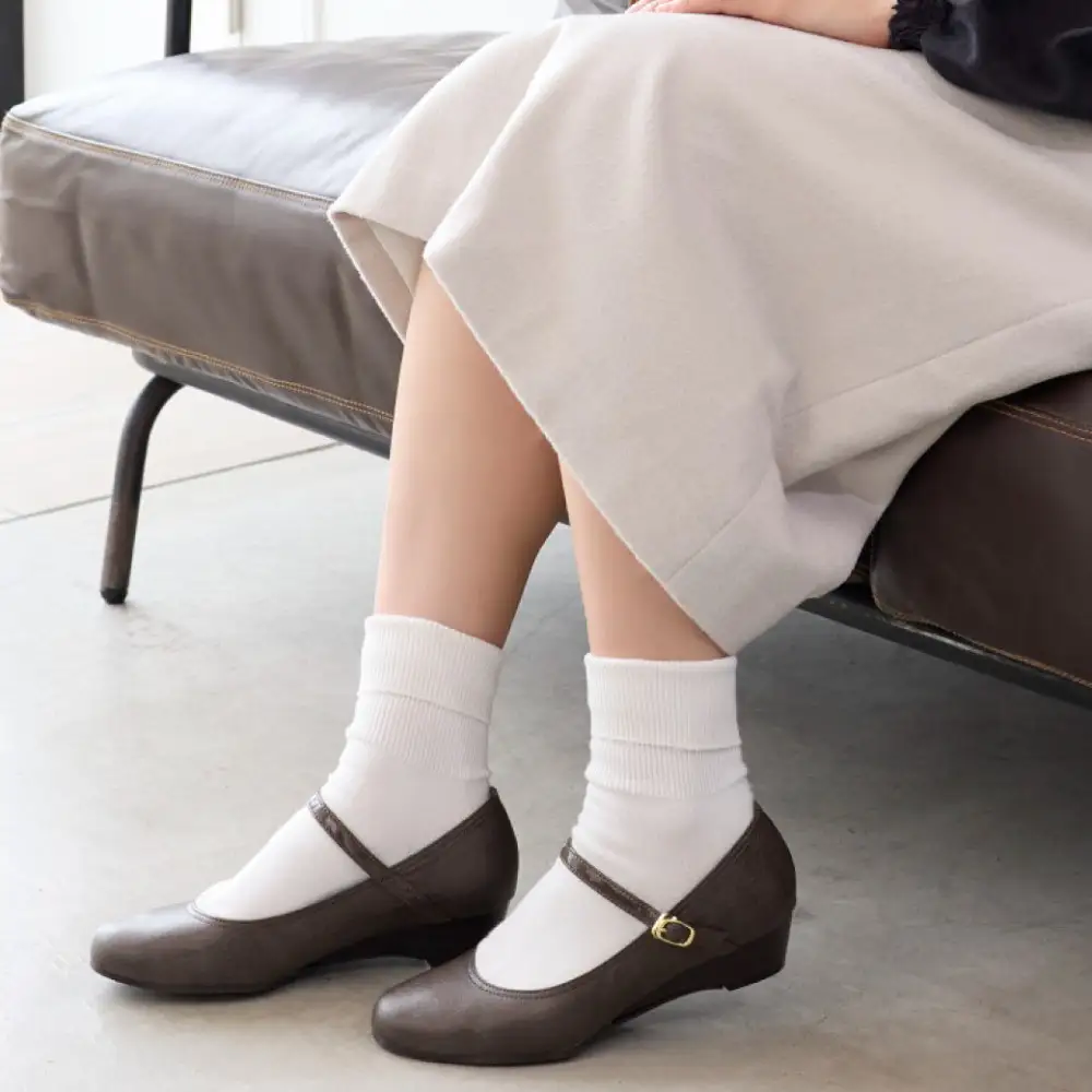 ウェッジストラップパンプス｜ダークグレー 3L(25.5cm) レディース パンプス 3.5cmヒール ウエッジソール 幅広 甲高 外反母趾 ゆったり幅 大人気 靴 お仕事靴★