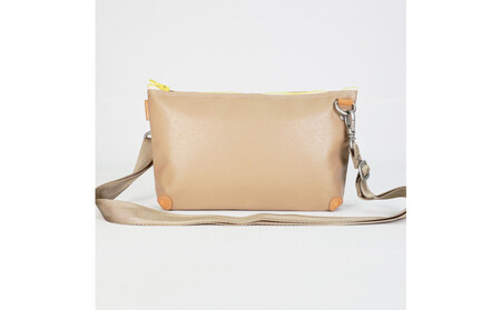 TENT BAG MORGAN.04　防水ショルダーバッグ【ベージュ】 AJU0005VC02