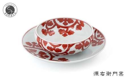 有田焼 赤絵唐草文 組皿 お皿と取鉢のセット【源右衛門窯】器 食器 うつわ 和食器 皿 スープ 鉢 小鉢 ボウル スープ碗 汁碗 染付 機能美 古伊万里 伝紋文様 唐草 からくさ 手描き 多用鉢 お皿 セット ad091