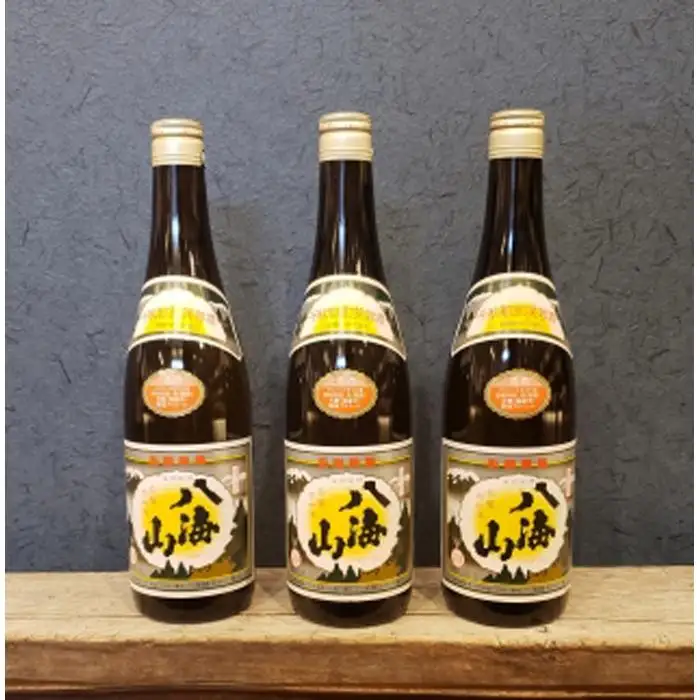 越後の名酒「八海山」 清酒【四合瓶720ml×3本】| 清酒