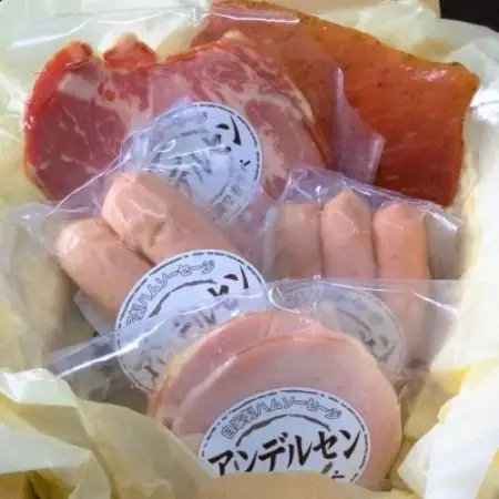 自家製ハムとウインナーのちょこっとセット　5種【配送不可地域：離島】【1737474】