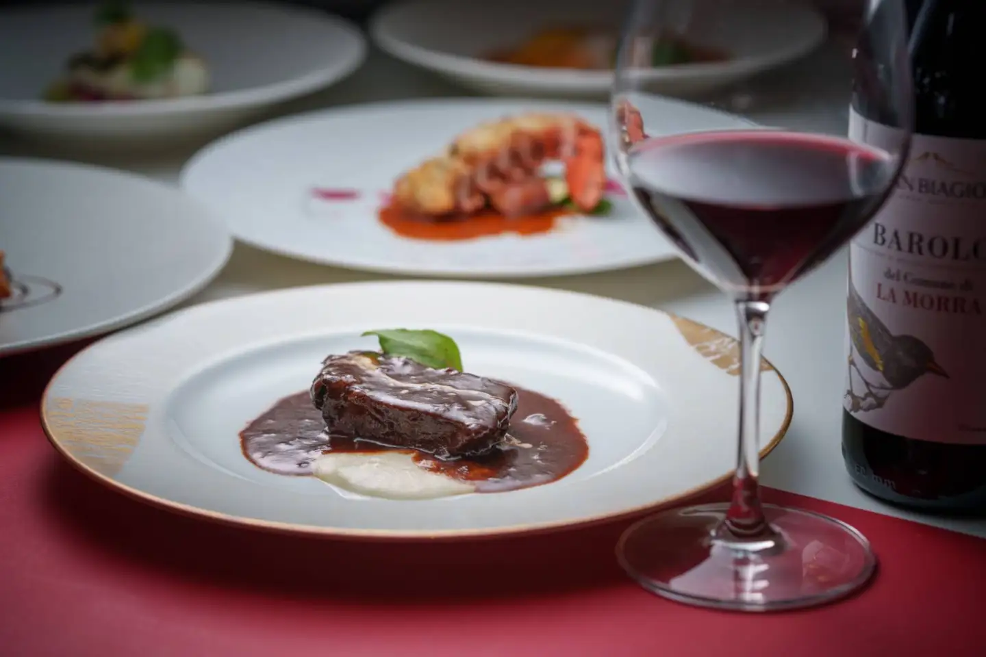 Dining IKINA お食事券 3万円分【ikna0010】