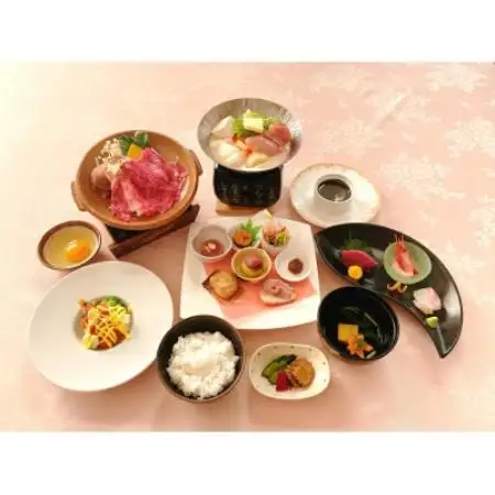 ホテルサンルーラル大潟　平日限定1泊2食付宿泊券(美食プラン)【配送不可地域：離島・沖縄県】【1737458】