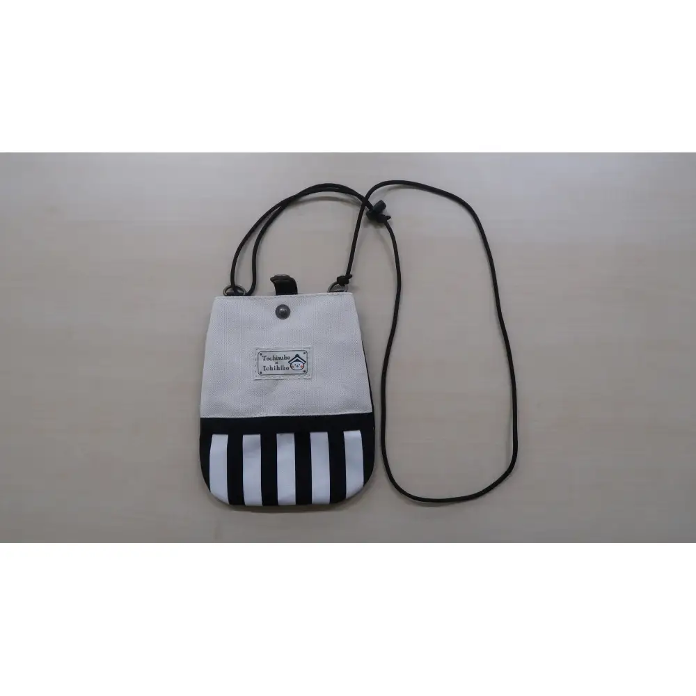 【数量限定品】とち介のスマホポシェット【かばん ファッション 人気 おすすめ 】