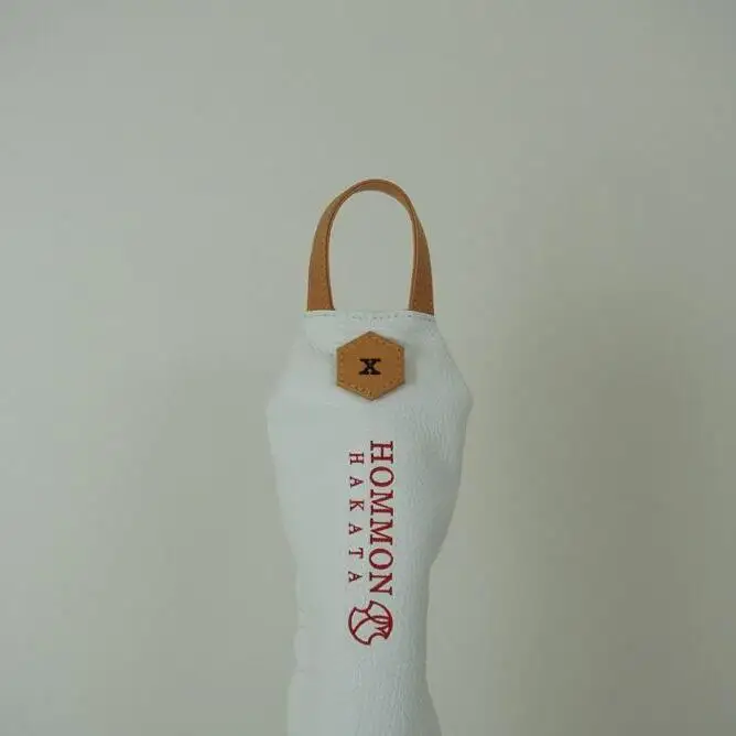 博多革工房HOMMONが作ったゴルフウッド用ヘッドカバー【牛革】：ホワイト＃X
