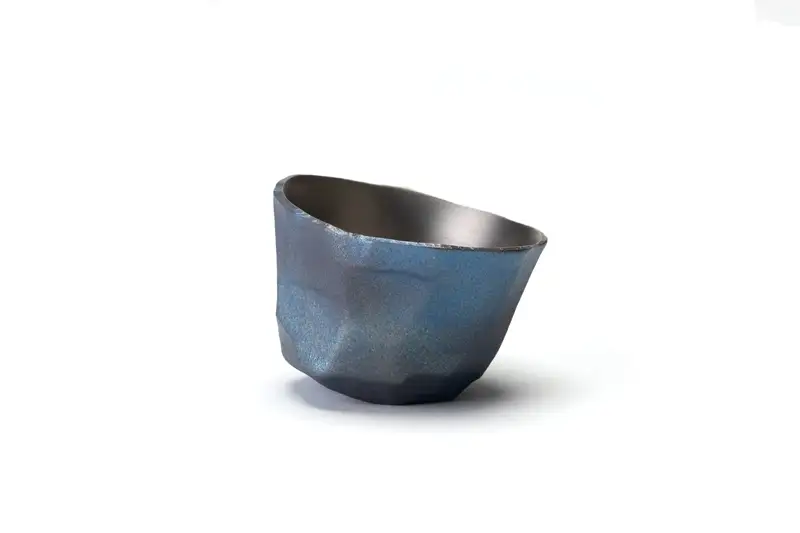 “ hikiZAN ”Premium Titanium Sake Vessel 4th model【 日本酒 酒器 茨城県 日立市 】