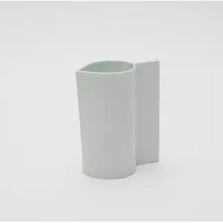 2016/ CM Pitcher 【2016/オリジナル】有田焼 クリスチャン・メンデルツマ デザイン ピッチャー 水差し シンプル cd024