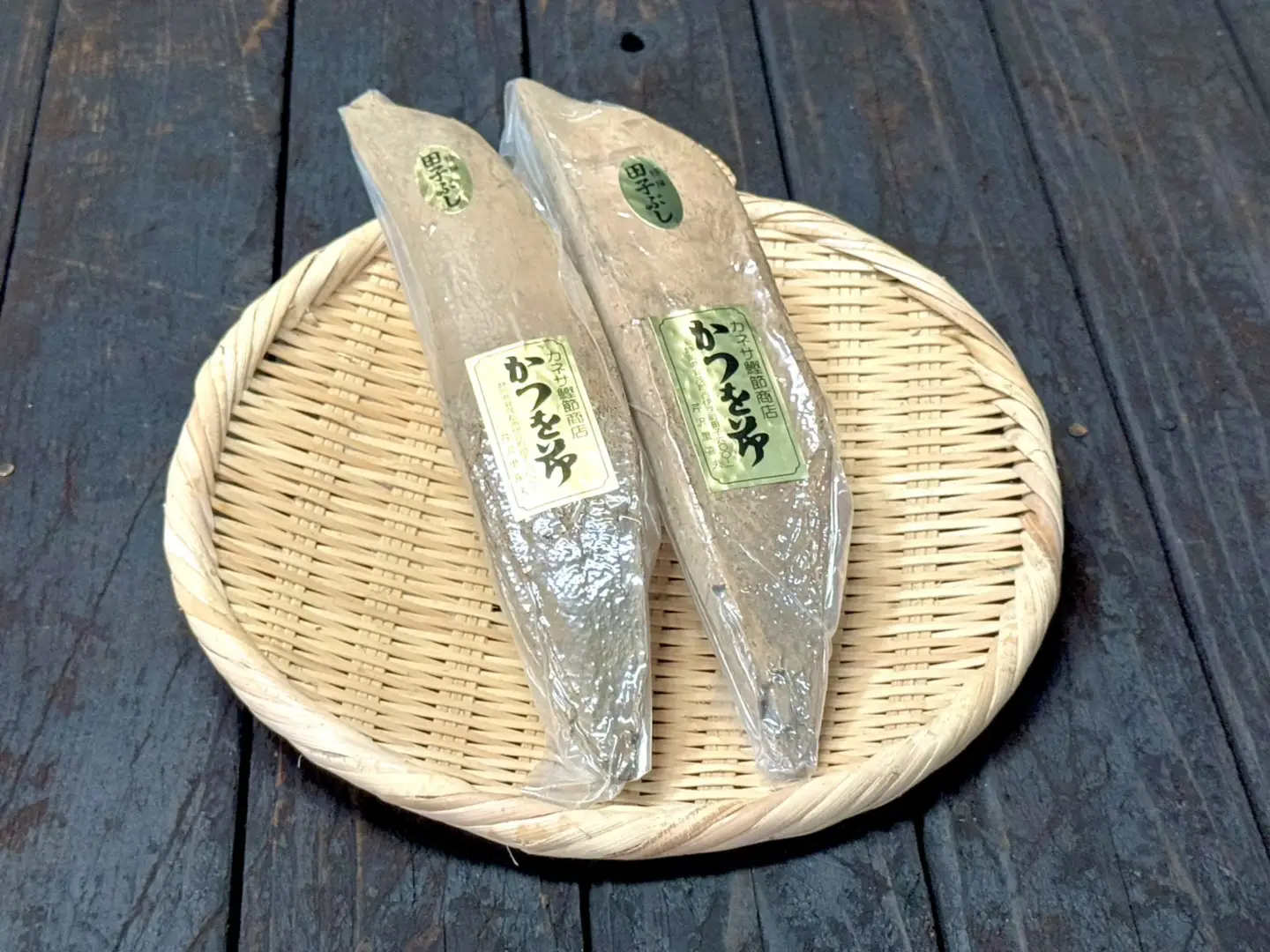 カネサの「手火山本枯れ節２本入り」
