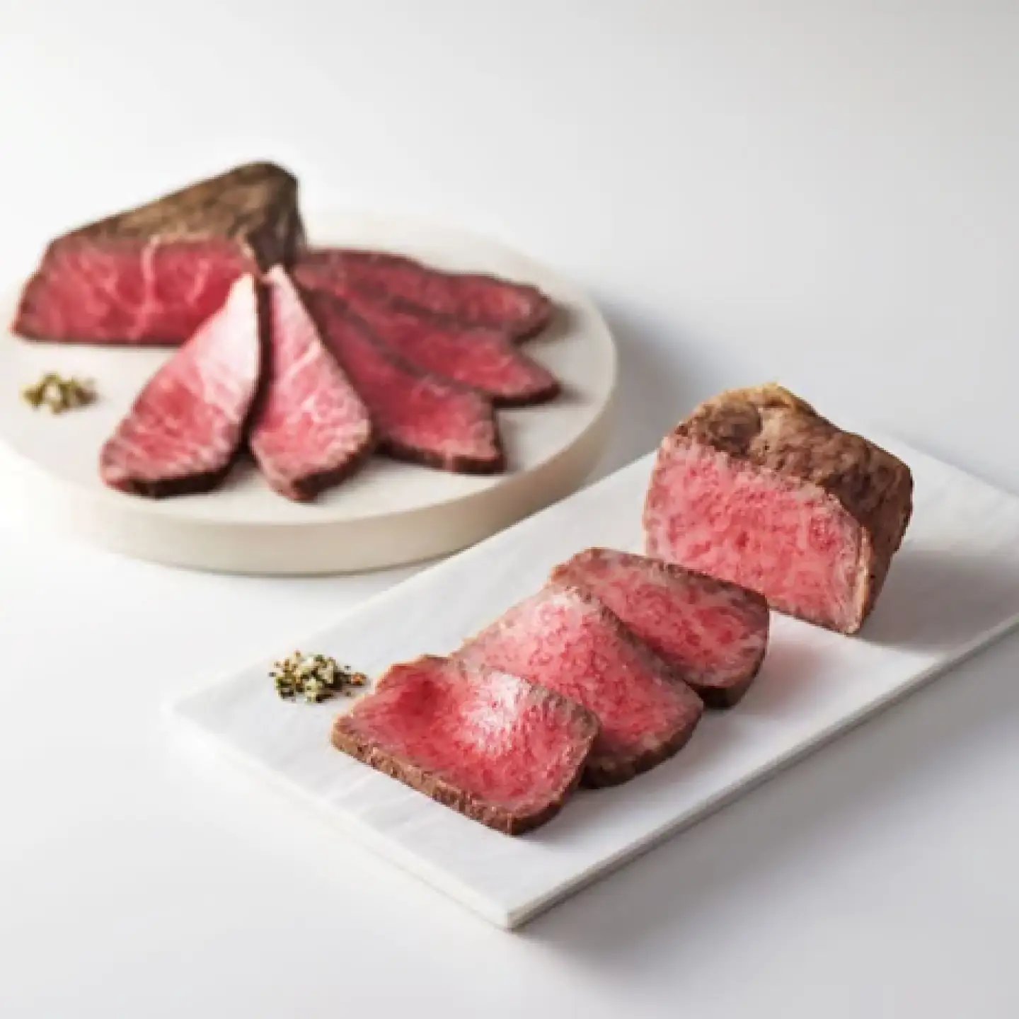 雲がさね〈縁〉ローストビーフ2種セット（モモブロック 250g＆サーロインブロック150g）＆八雲塩【牛肉 黒毛和牛 食べ比べ】