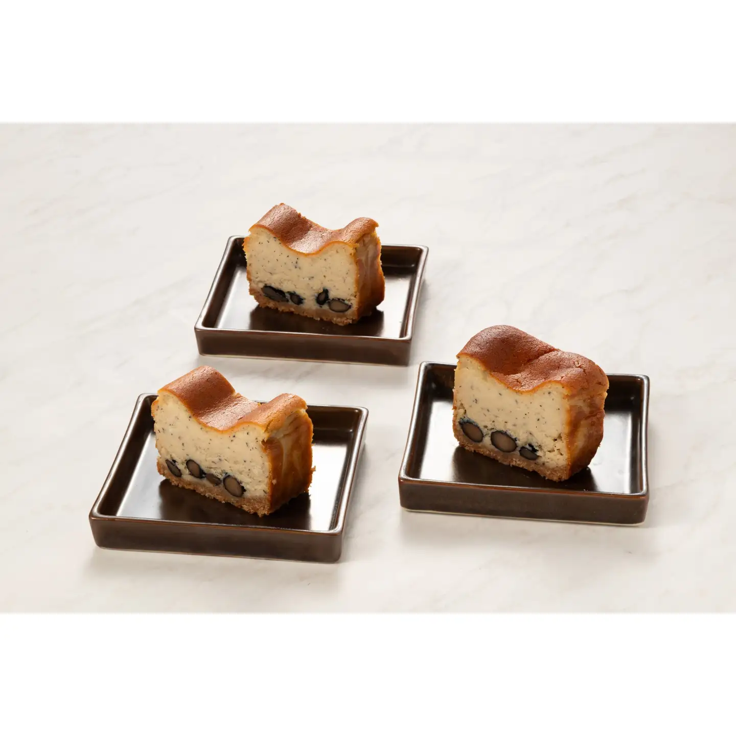 「楊柳亭THE GIFT」老舗料亭の黒豆チーズケーキ 470g / ギフト ケーキ スイーツ 菓子 / 佐賀県 / 合名会社楊柳亭[41AABP006]