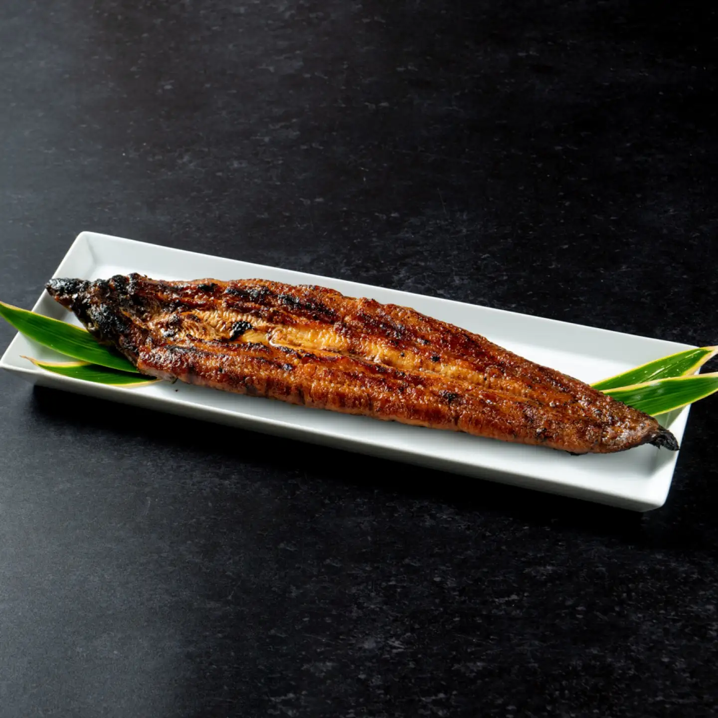 国産 うなぎの蒲焼き 2尾（約140g×2） タレ付き / 鰻 土用丑の日 蒲焼き / 佐賀県 / 株式会社森うなぎ屋[41AIAE002]