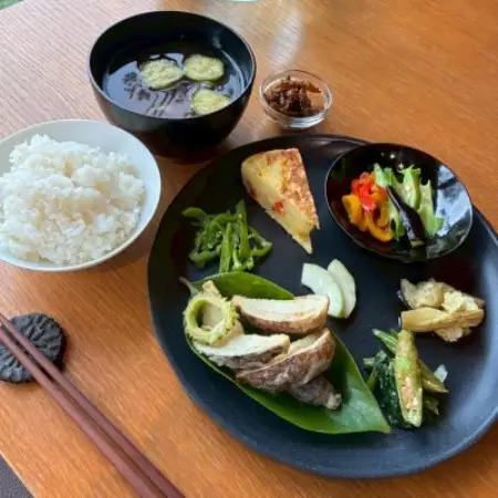 わろうだのペアお食事券【1713040】