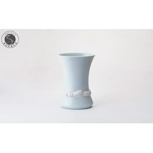 有田焼 白磁無釉陽刻 花生【深川製磁】花器 花瓶 食器 器 うつわ 伝統工芸 磁器 陶磁器 白磁 白 ホワイト シンプル | 110000円 11万円 | aa058