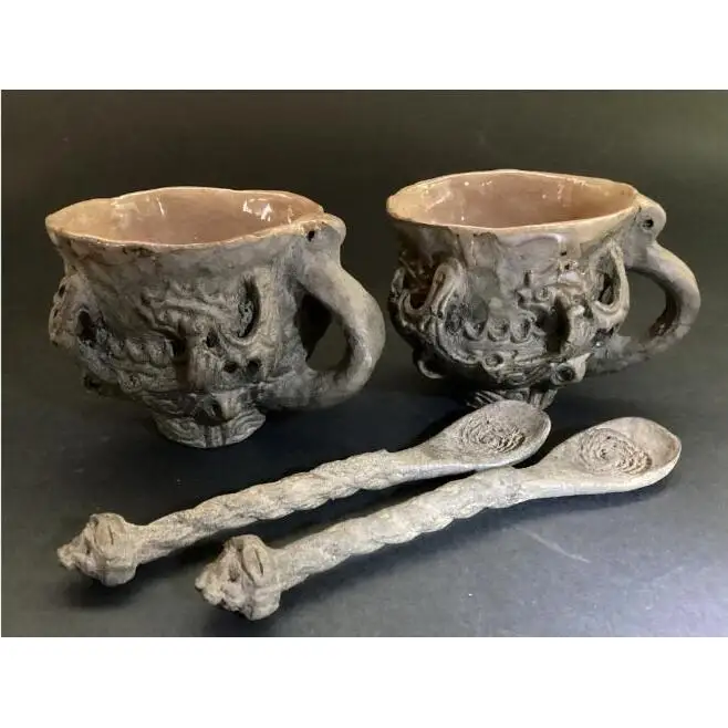 縄文・火焔型土器のコーヒーカップ・マグカップ+縄文スプーン　2個セット　7.5cm×174ｇ 手作り 工芸品 食器 新潟市