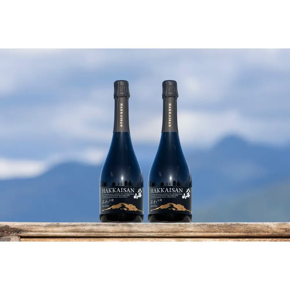 八海山　瓶内二次発酵酒「白麹あわ」四合瓶（720ml）×2本セット